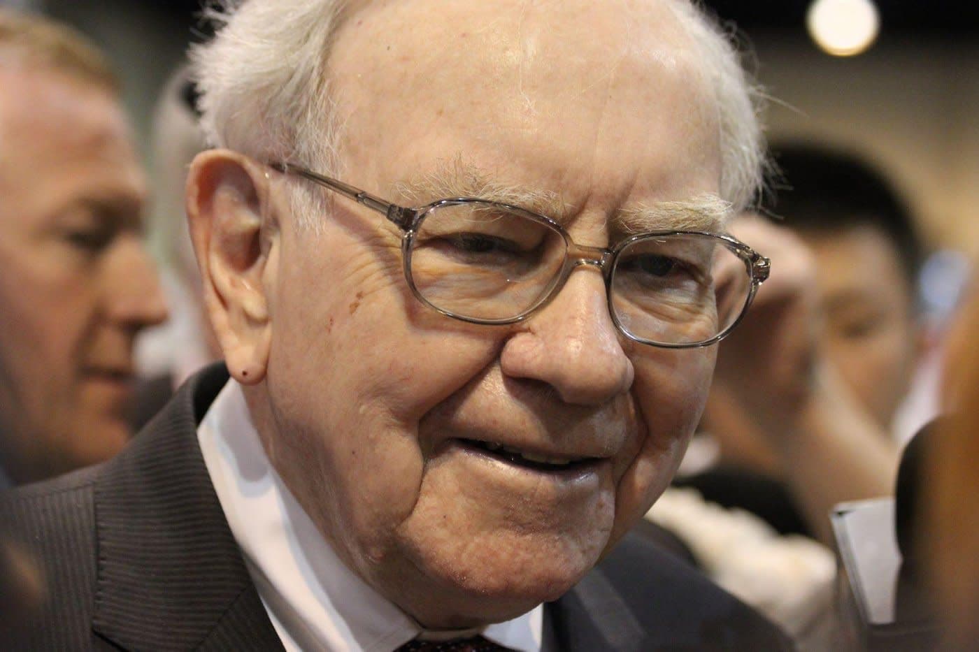 If a Stock Market Crash Is Coming, You'll Want to Hold Onto These 3 Warren Buffett Stocks